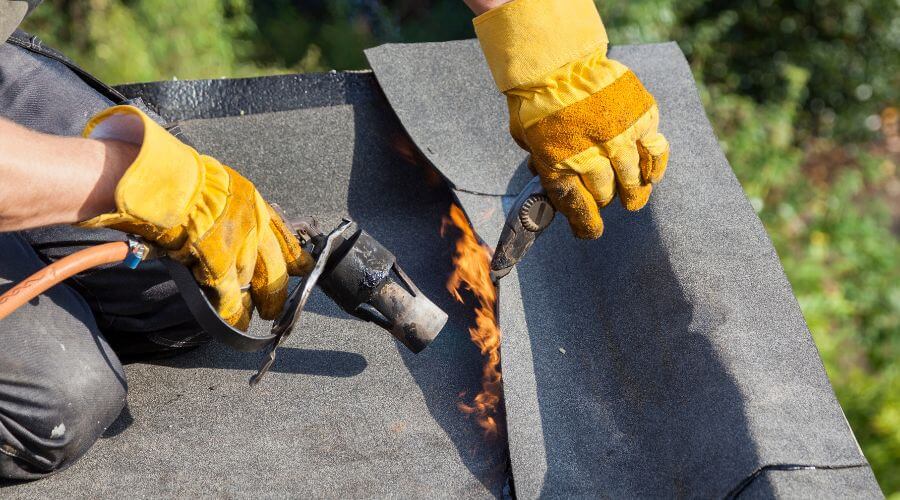 Expert Emergency Roof Repairs services in Montezuma, OH
